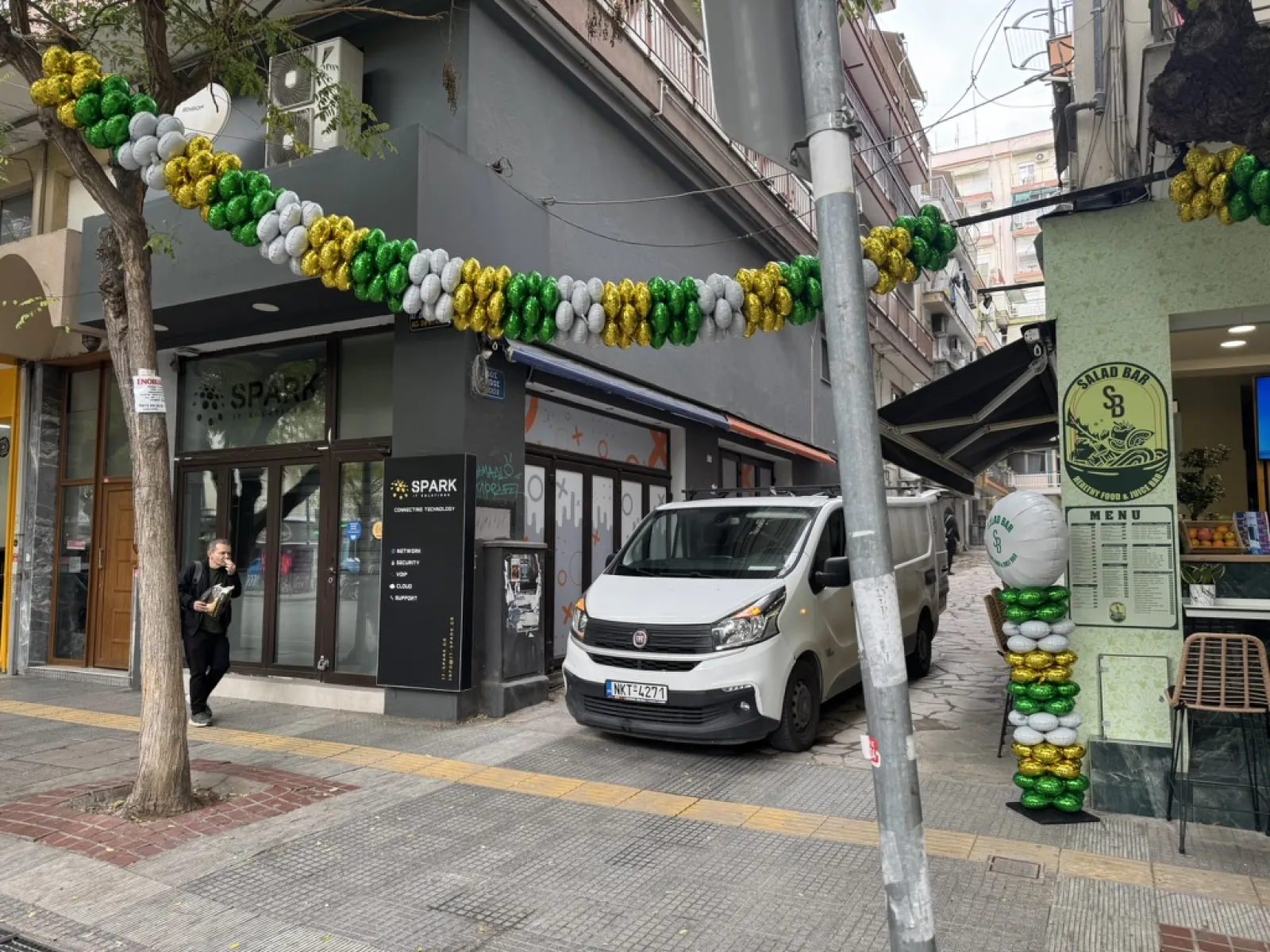 Σύνθεση 8828