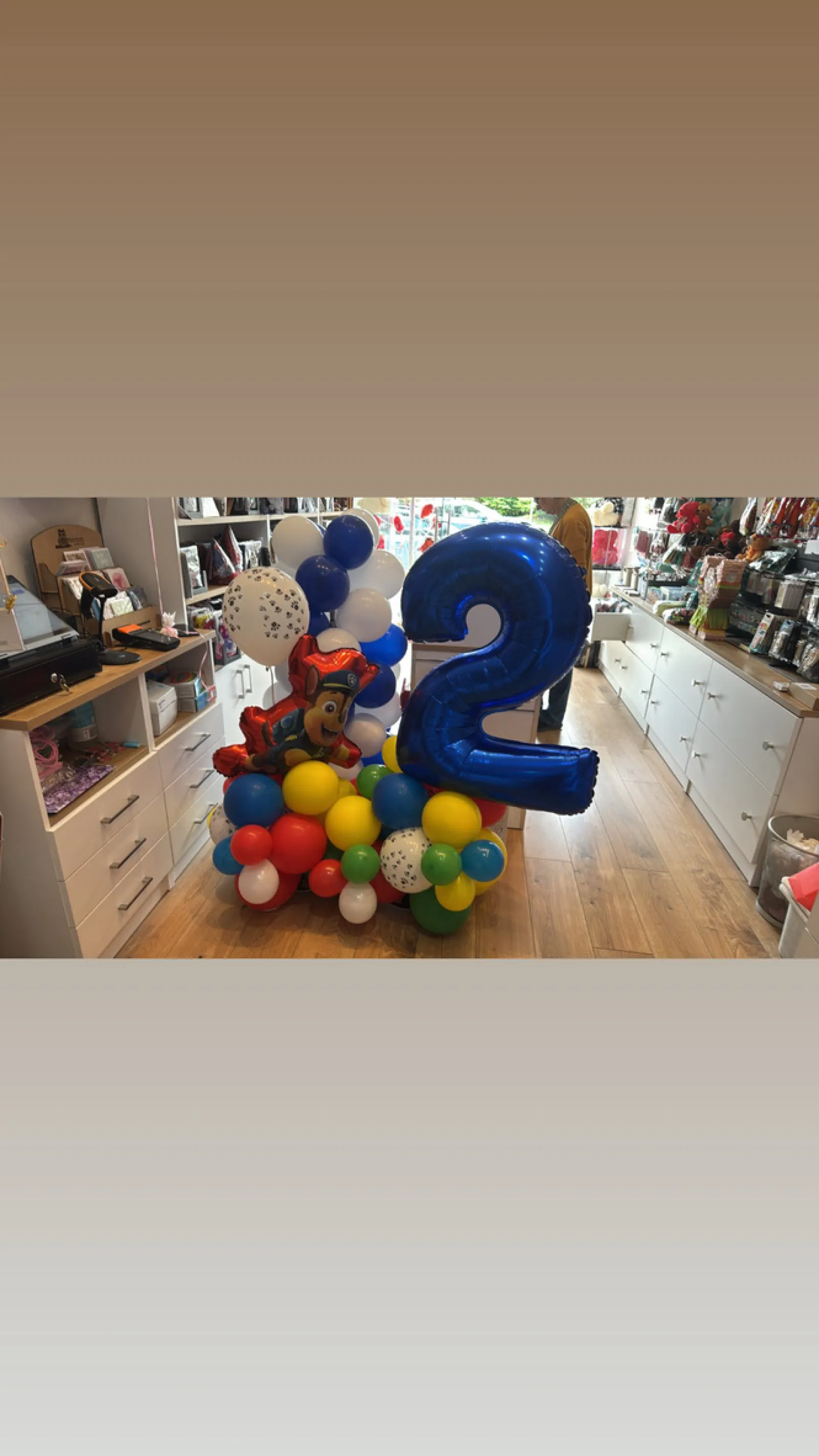 Σύνθεση 4208