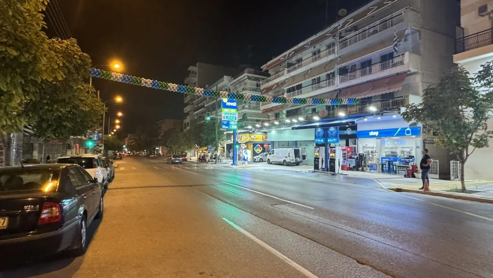 Γιρλάντα εγκαινίων σε κατάστημα 5261