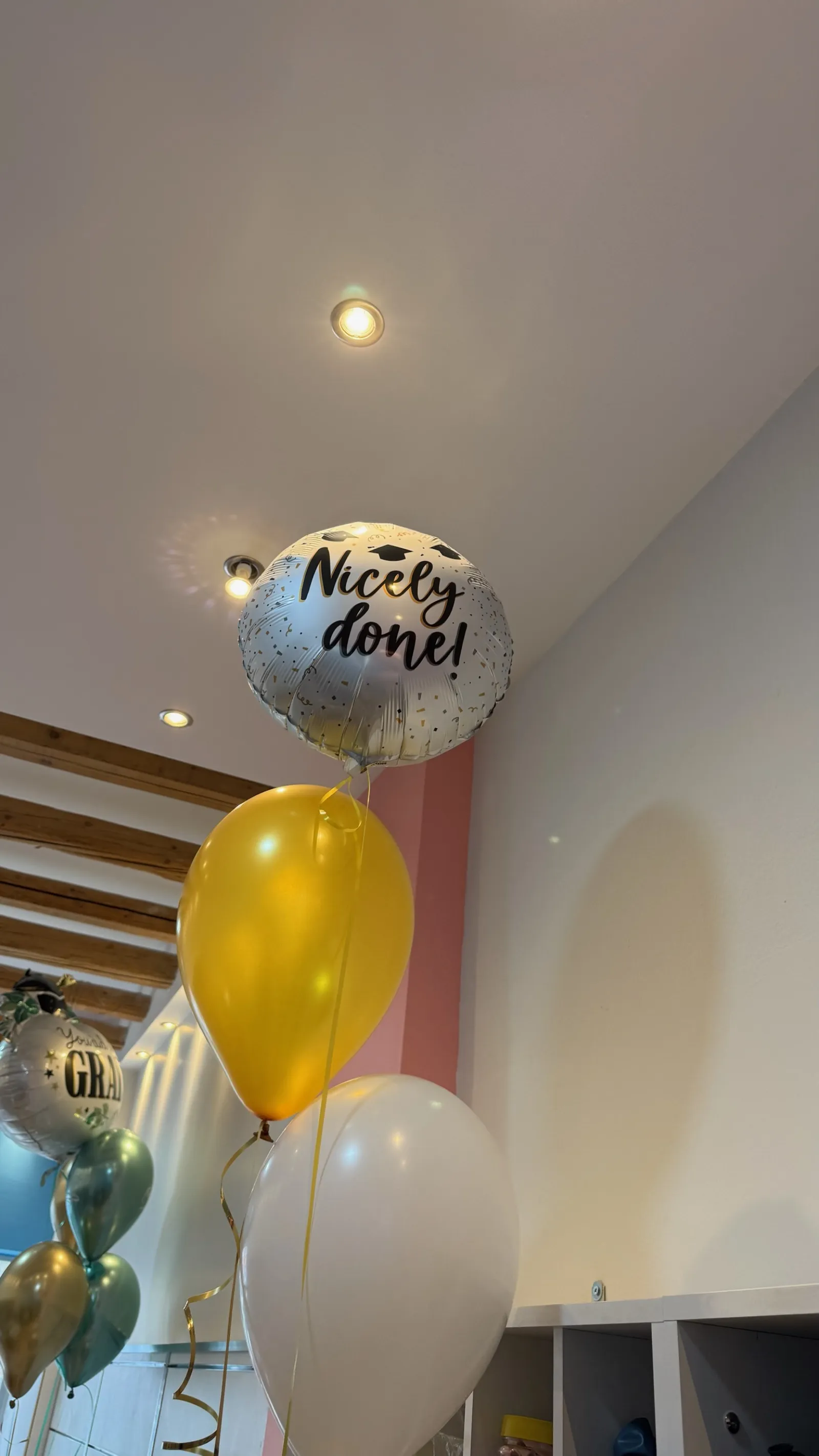 Σύνθεση 9725